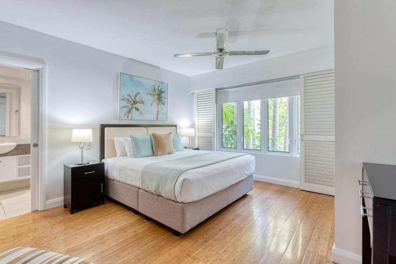 The Beach Club Premium Private Apartments Palm Cove Esterno foto