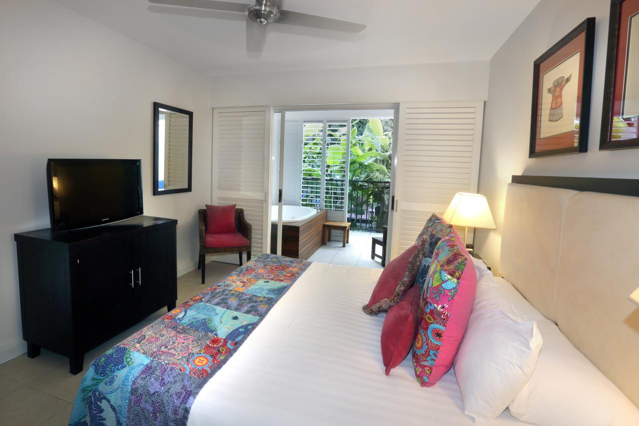 The Beach Club Premium Private Apartments Palm Cove Esterno foto