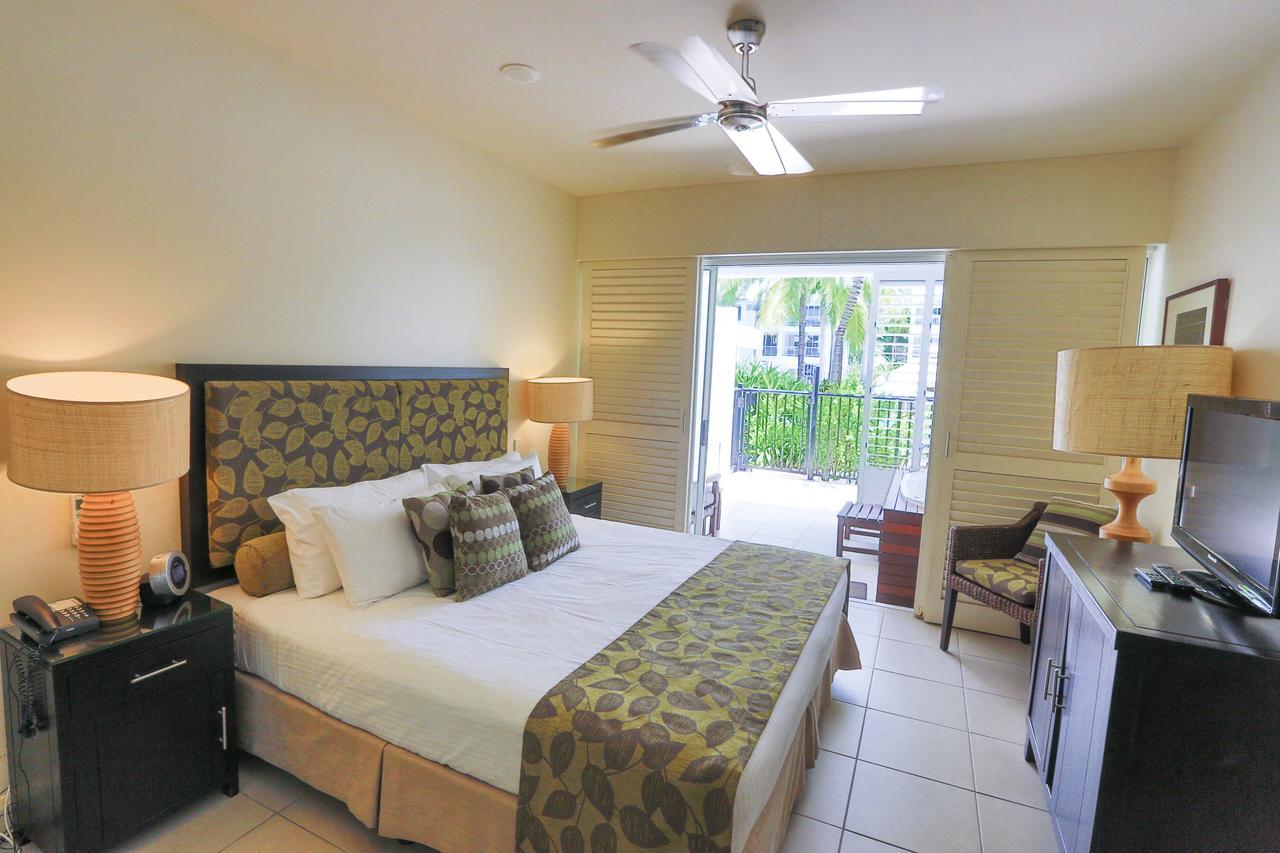 The Beach Club Premium Private Apartments Palm Cove Esterno foto