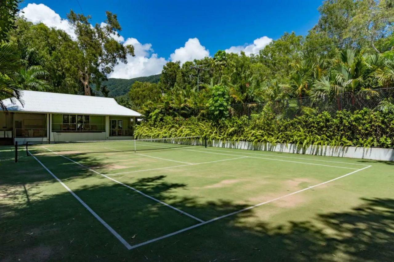 The Beach Club Premium Private Apartments Palm Cove Esterno foto